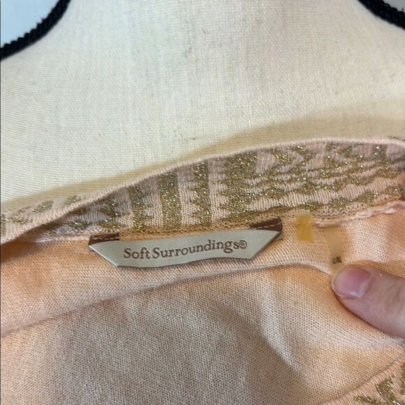 Pink Boxy Tunic with Bib Collar and Embellishments - Picture 6 of 9